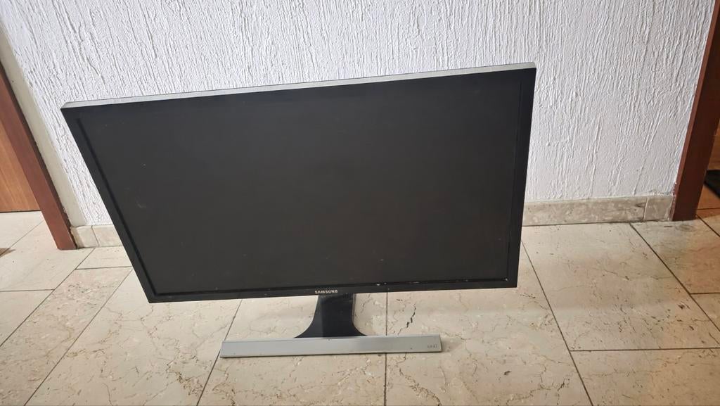 Moniteur Samsung 4K 27" 75hz, Enlèvement