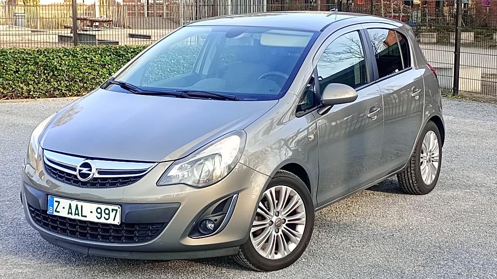 Opel Corsa 1.2 benzine. Zeer mooie staat. Vele opties., Voorwielaandrijving, Euro 5, 129 g/km, Bedrijf