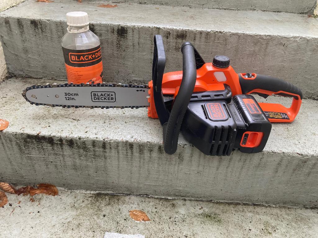 Kettingzaag, Moins de 600 watts, Tronçonneuse, 70 mm ou plus, Comme neuf