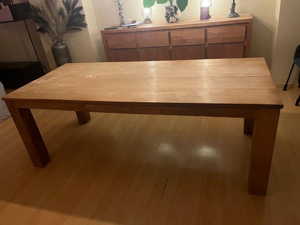 Robuuste Teak tafel, 220L/97B/80H., Ophalen
