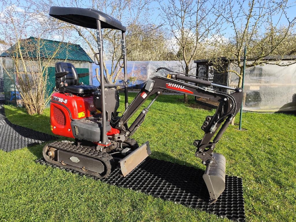 Mini pelle Rhinoceros XN10-8, Enlèvement, Excavatrice