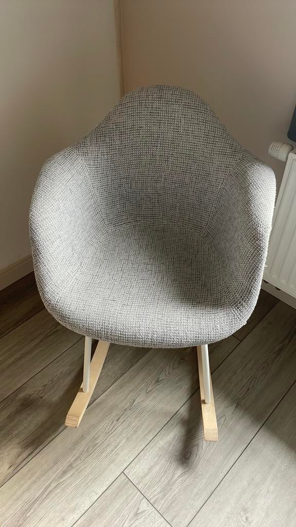 Schommelstoel scandinavische stijl, Ophalen, Scandinavisch, Zo goed als nieuw, Eén