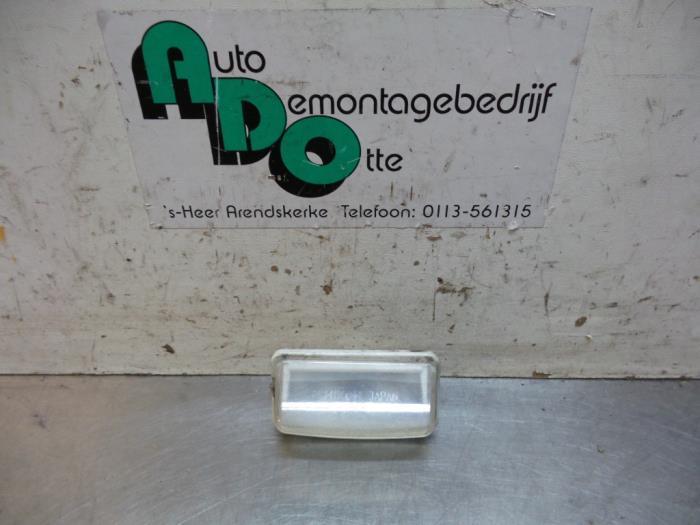 Eclairage immatriculation d'un Toyota Corolla (Corolla 96-), Autos : Pièces & Accessoires, Éclairage, Toyota, Utilisé, Enlèvement ou Envoi