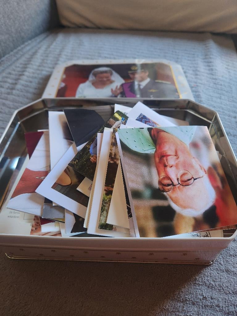 Volle doos bidprentjes, Ophalen of Verzenden