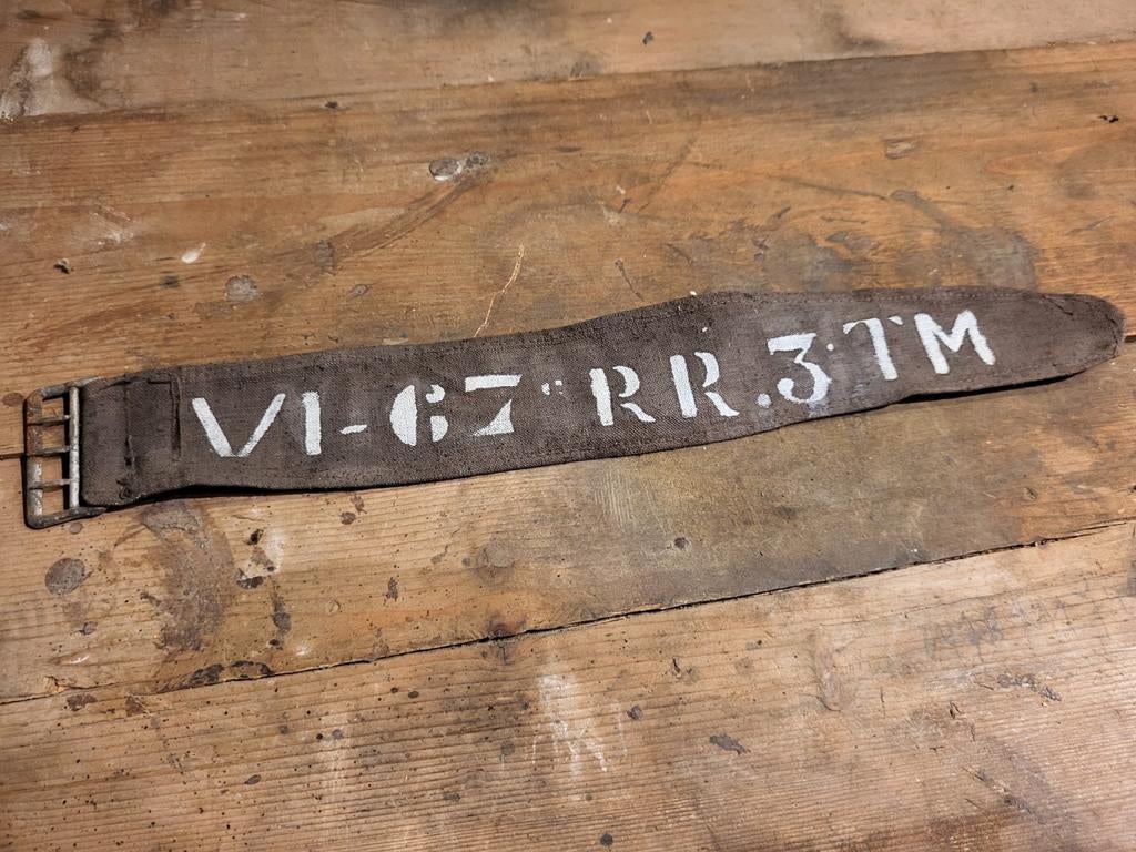 brassard à identifier, Envoi