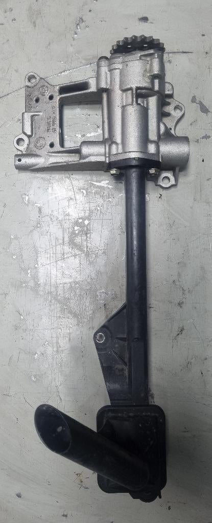 Oliepomp BMW 5-Serie 535d 24V 2005 7789838, Ophalen of Verzenden, BMW