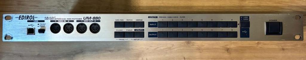 Roland Edirol UM-880 8x8 USB MIDI Interface, Muziek en Instrumenten, Ophalen, Zo goed als nieuw