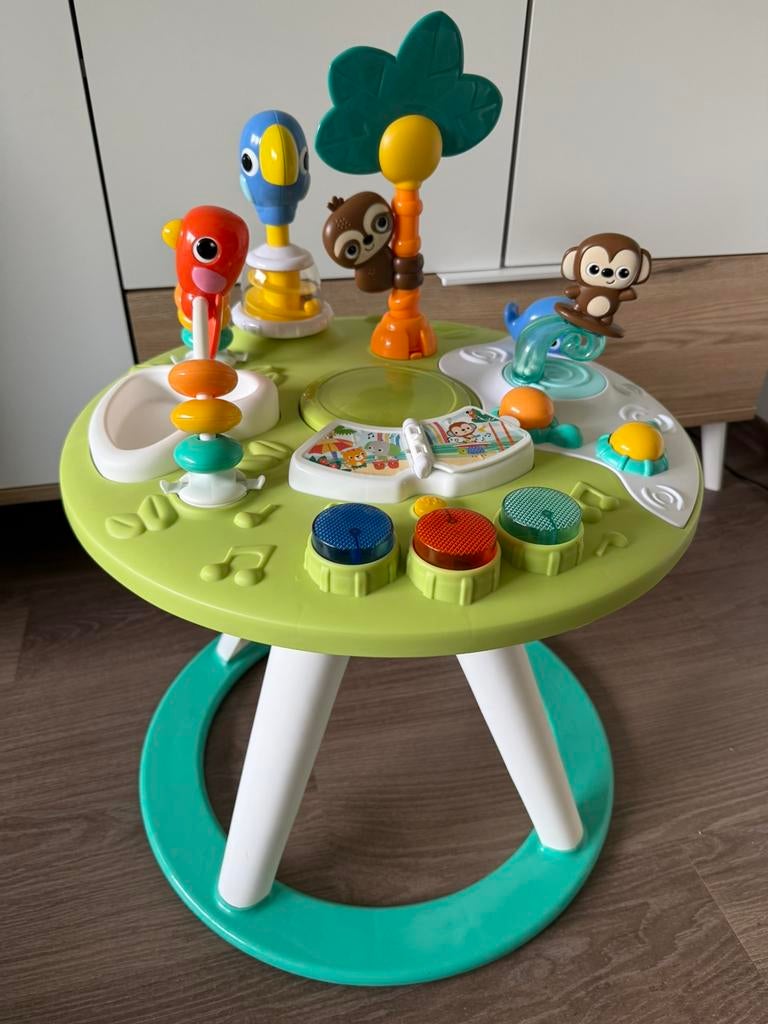 La table de jeu 2 en 1 Bright Starts est comme neuve, Enfants & Bébés, Enlèvement, Comme neuf