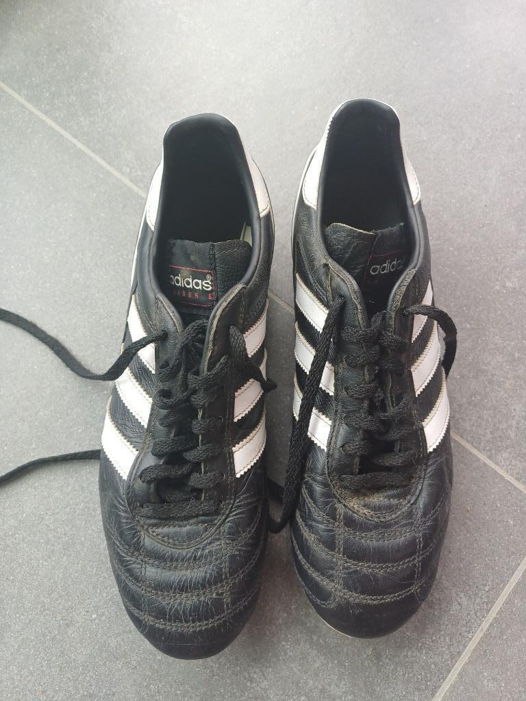 Voetbalschoenen Adidas Kaiser 5 maat 40, Sport en Fitness, Ophalen of Verzenden, Gebruikt, Schoenen