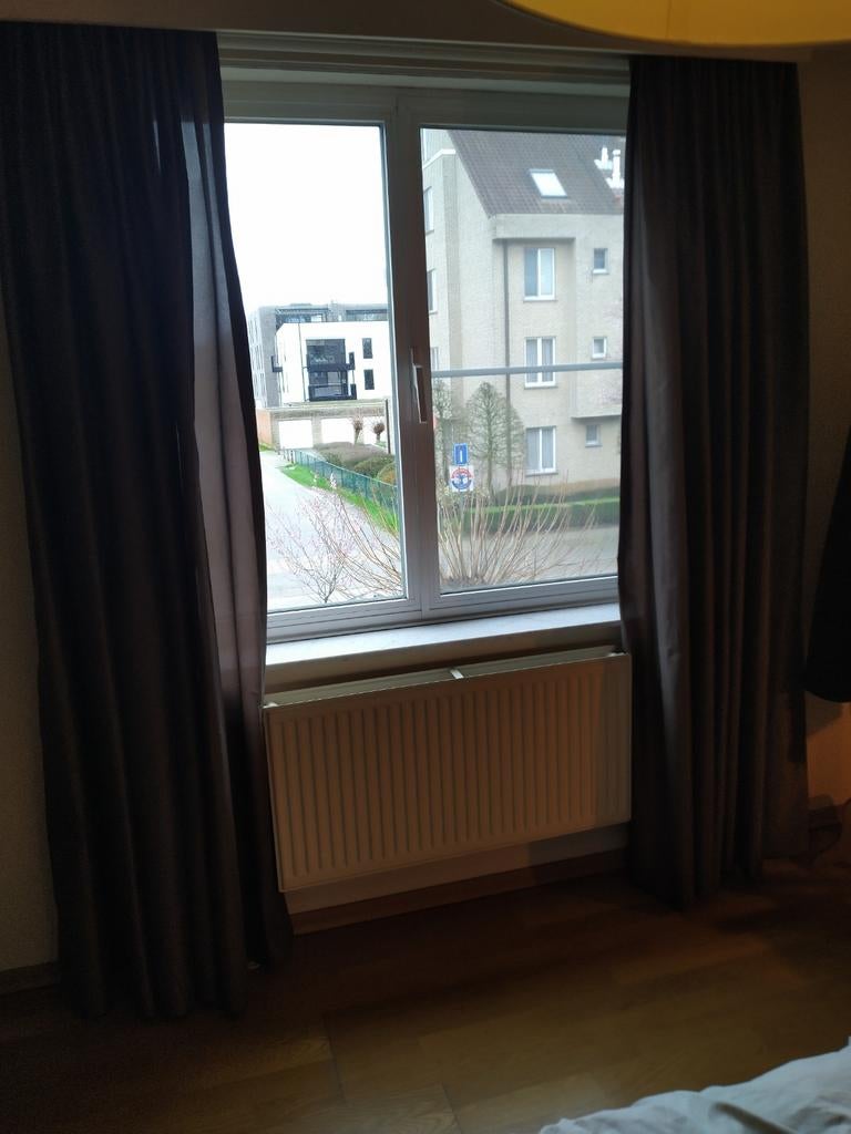 Draperies bruin 280m breed 3,25m lang, Huis en Inrichting, Stoffering | Gordijnen en Lamellen, Bruin, 200 cm of meer, Ophalen of Verzenden