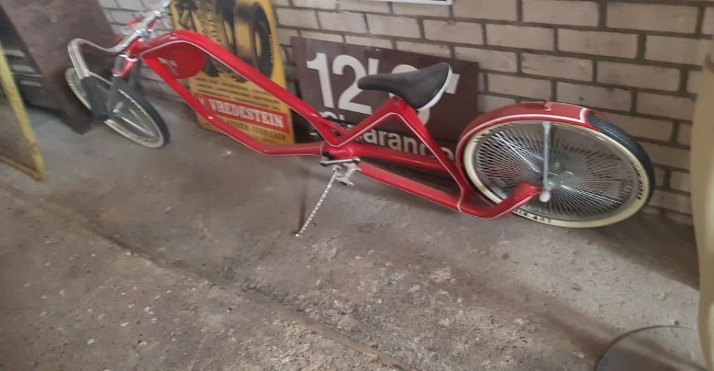 Lowrider fiets low rider spaakvelgen vintage USA decoratie, Fietsen en Brommers, Fietsen | Oldtimers, Jaren '60 of nieuwer, Ophalen