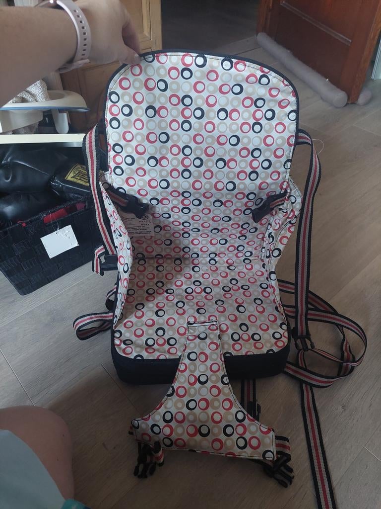 Stoelverhoger / kindereetstoel, Ophalen