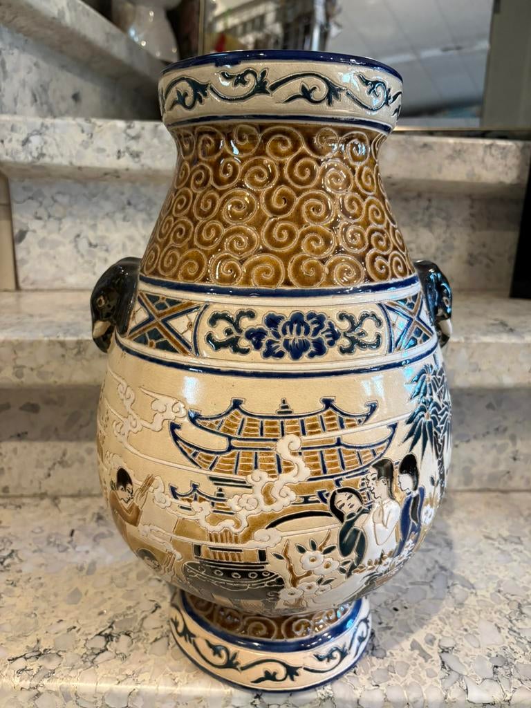 Antiek Vietnemese vaas Bien-hoa school, Ophalen