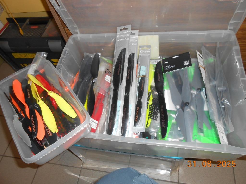 props voor modelvliegtuigen, Ophalen, Nieuw