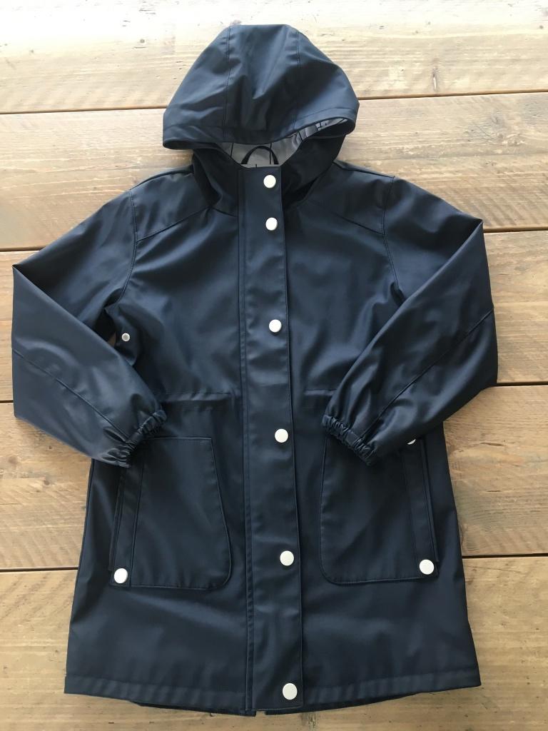 JBC degelijke blauwe (regen) jas tssseizoen / zomer maat 122, Kinderen en Baby's, Kinderkleding | Maat 122, Meisje, Ophalen of Verzenden