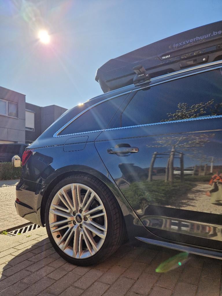 Audi A4 Avant Quattro TF45 245PK 19" + Winterset+Dakdragers, Automaat, USB, 4 cilinders, 1984 cc