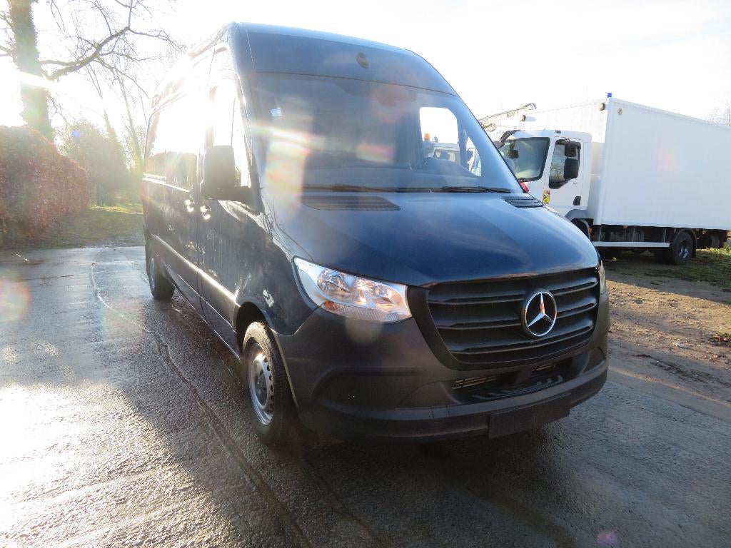 Mercedes-Benz Sprinter 311CDi - FWD - 25.257km - A2H2 - 2019, Voorwielaandrijving, Stof, Blauw, Mercedes-Benz