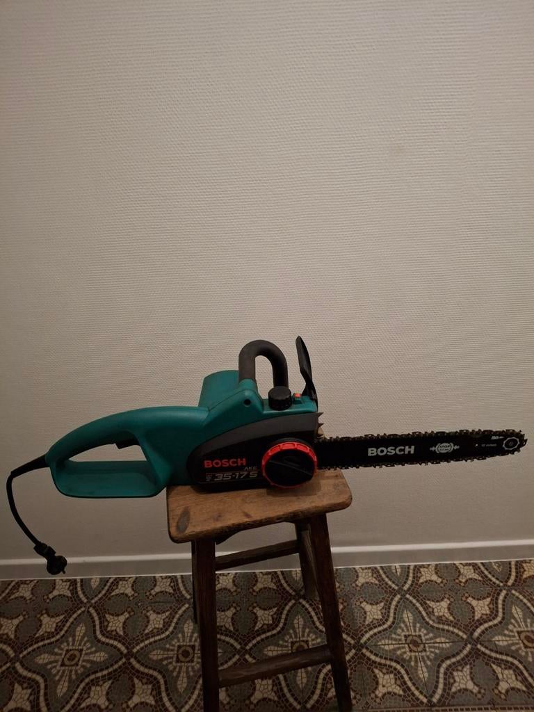 Scie à chaîne Bosch 1700W, Bricolage & Construction, Outillage | Scies mécaniques, Enlèvement, Tronçonneuse