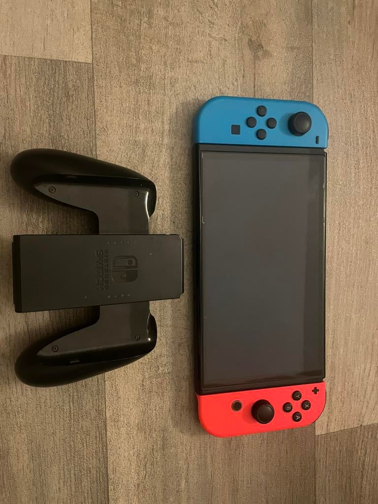 Nintendo Switch (oled), Ophalen, Zo goed als nieuw, Met 1 controller, Switch OLED