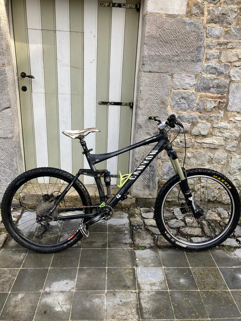 VTT enduro Canyon Nerve 26" M, Vélos & Vélomoteurs, Moins de 10 vitesses, Enlèvement, Suspension, 26 pouces