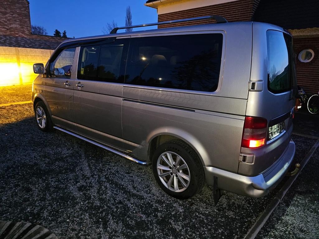 Volkswagen Transporter T5 Caravella 174 ch !, Autos, Achat, 2500 cm³, Beige, 5 portes