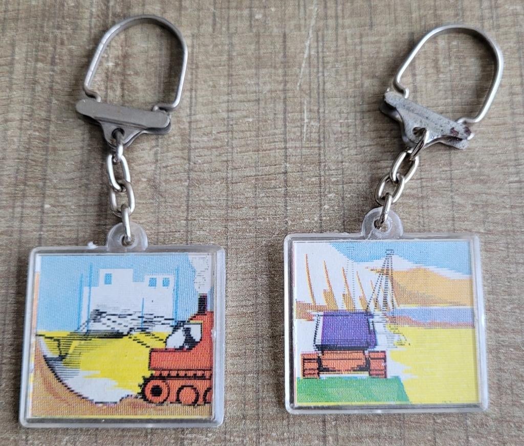 2 oude sleutelhangers: bouwkranen (bewegende afbeelding), Verzamelen, Ophalen of Verzenden, Gebruikt, Overige typen