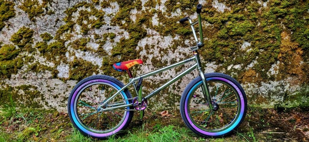 Bmx ( haut de gamme montage a la carte ), Sports & Fitness, Sports & Fitness Autre, Comme neuf, Enlèvement ou Envoi