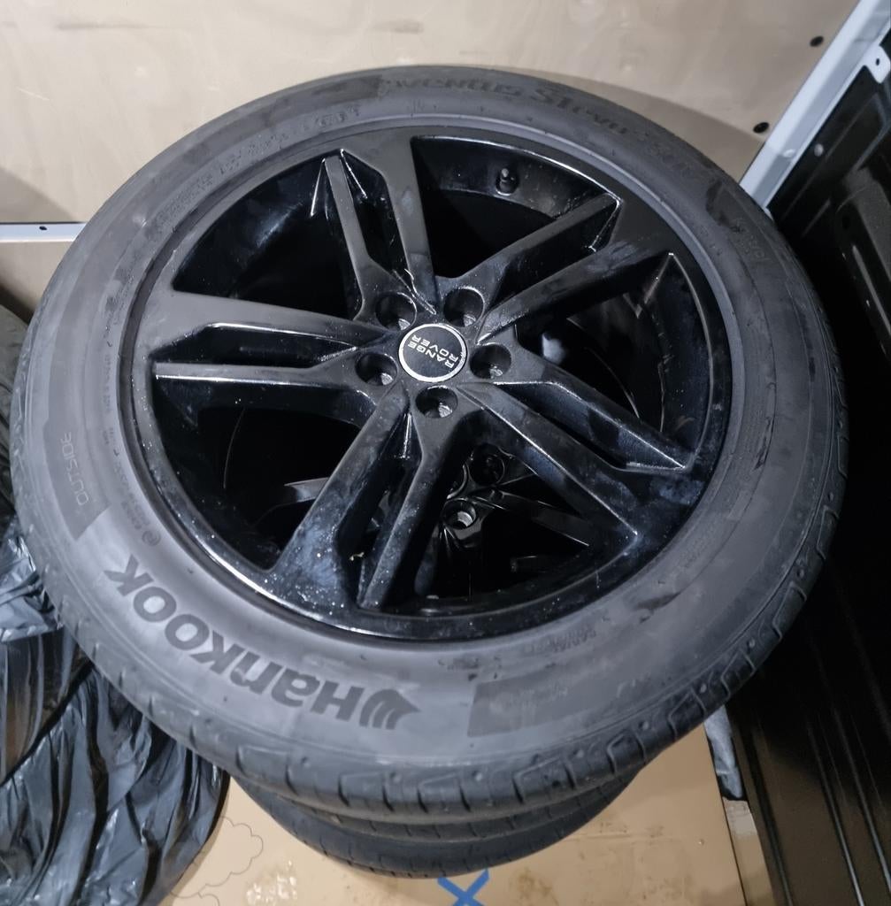 Jantes avec pneus
235/55/R19
5 x 108
Jaguar Land Rover
Volvo, Enlèvement