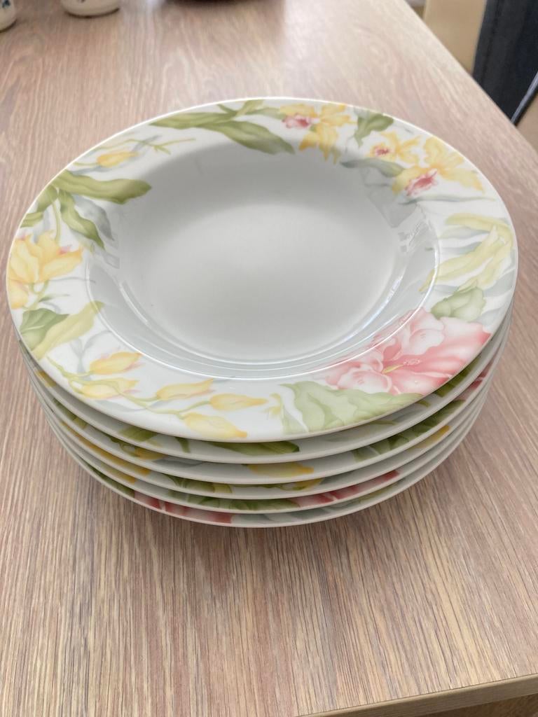 de 6 assiettes en porcelaine de Seltmann Weiden, Allemagne, Enlèvement ou Envoi