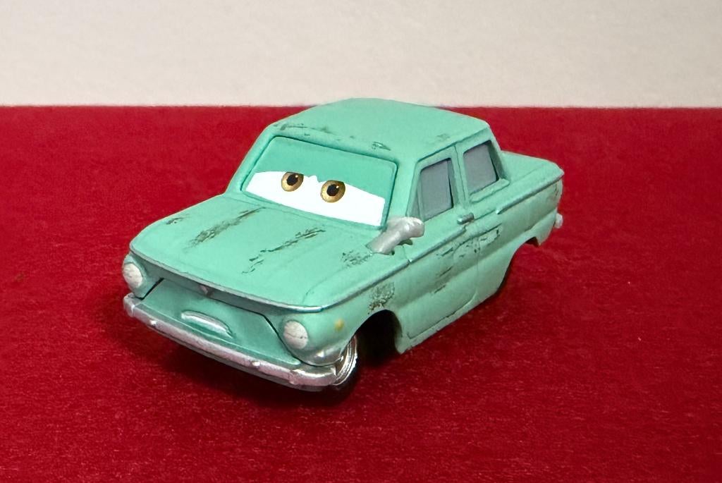 DISNEY CARS Petrov Trunkov Diecast 1:55, Ophalen of Verzenden, Nieuw, Auto