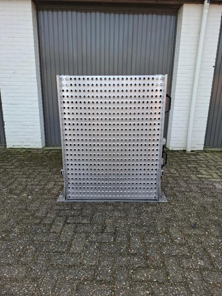 AMF Euro Rampe oprijplaat 235 x 91 cm, Auto diversen, Aanhangwagen-onderdelen, Ophalen, Gebruikt