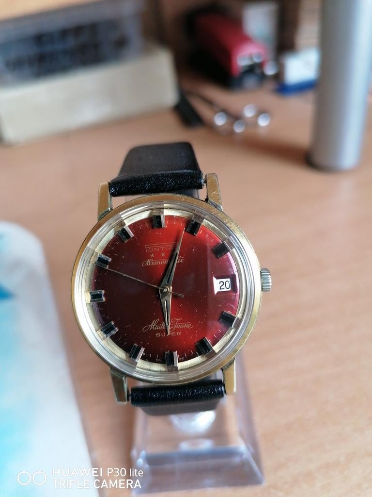 Montre Pontiac Maillot jaune, Enlèvement ou Envoi, Or, Or