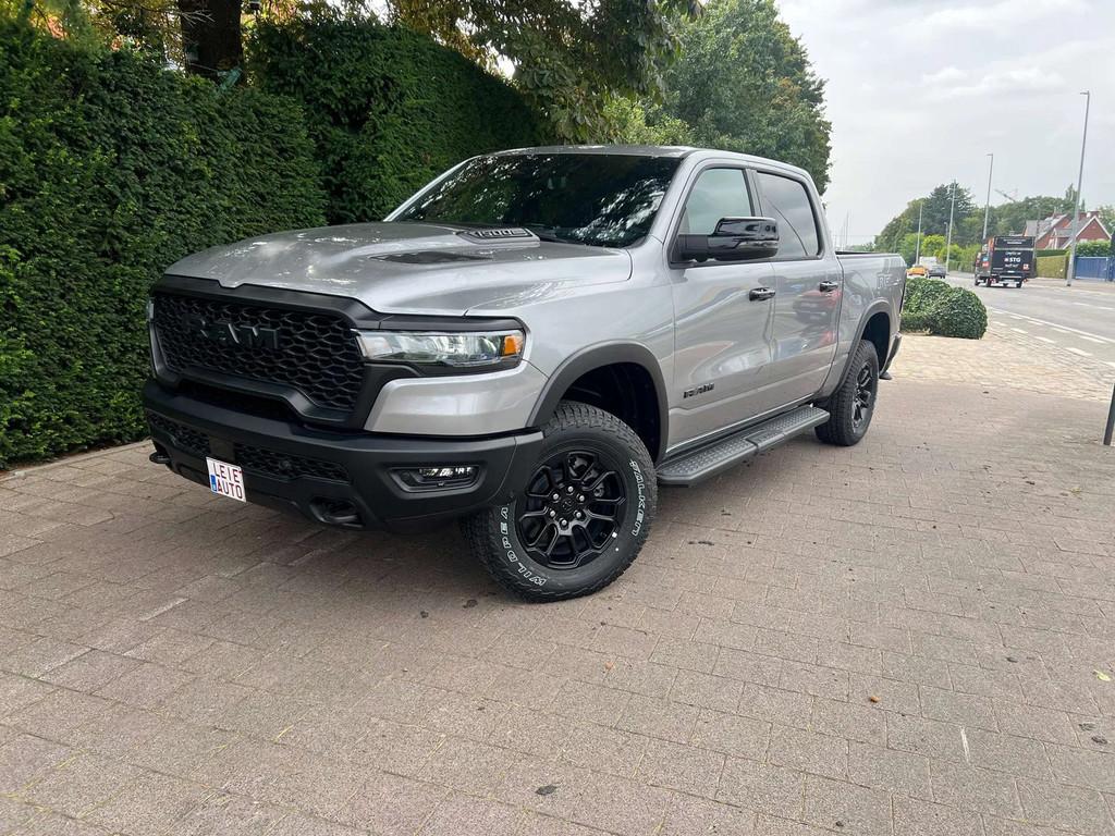 Dodge Ram Rebel Night Premium €68.900,- excl btw., Autos, Dodge, Neuf, 5 portes, 6 cylindres, 5 places