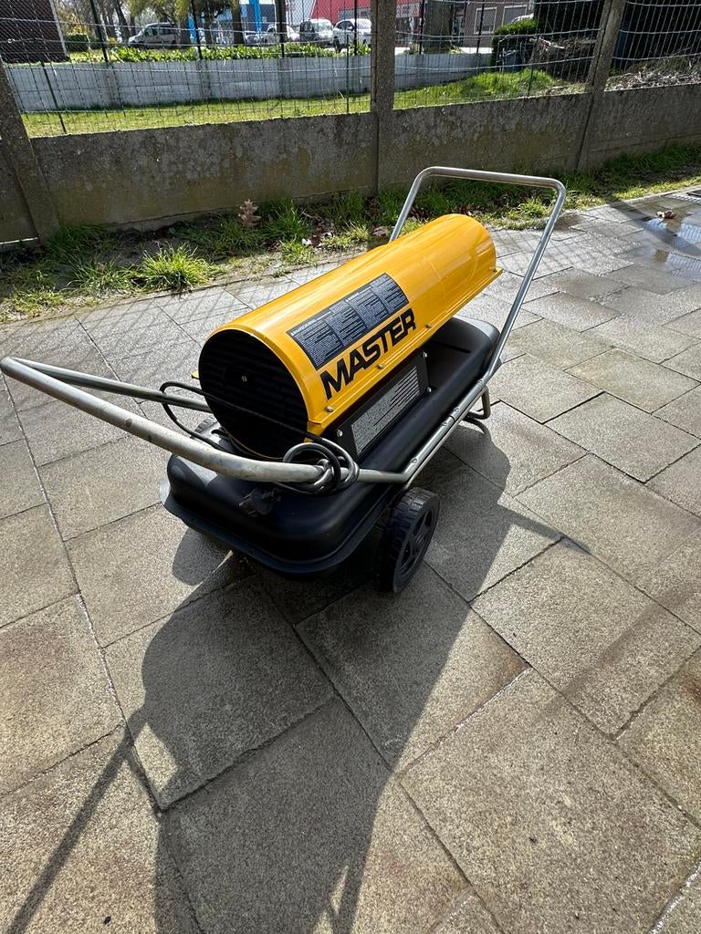 Heteluchtkanon MASTER 44kw, Ophalen, Zo goed als nieuw