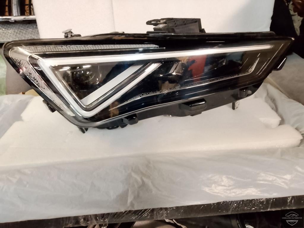 Phare LED droit pour Seat Cupra Leon 5FA 2020+ 5FB941036B, Autos : Pièces & Accessoires, Éclairage, Seat, Utilisé