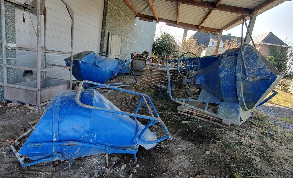 Betonsilo's blauw 4 stuks, Doe-het-zelf en Bouw, Ophalen, Gebruikt