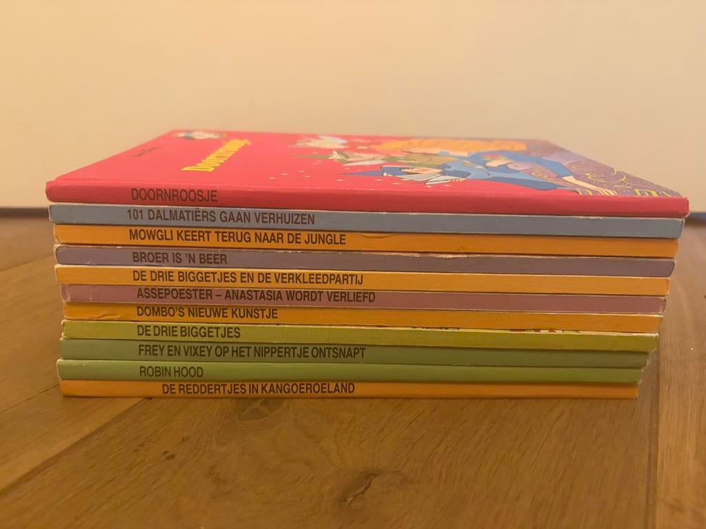 LOT Disney Boekenclub - 11 stuks, Boeken, Gelezen, Fictie algemeen, Jongen of Meisje, Ophalen of Verzenden