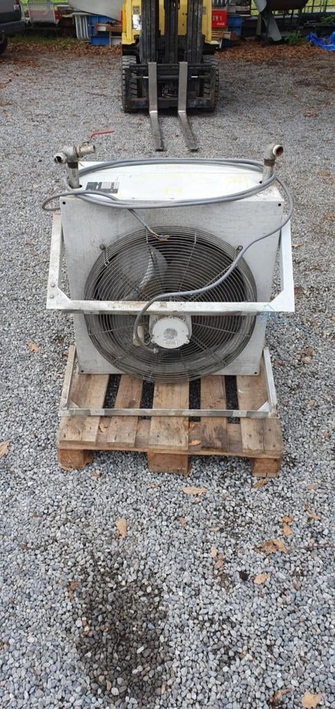 Klima Industriele Radiator/heteluchtblazer, Doe-het-zelf en Bouw, Verwarming en Radiatoren, Ophalen, Gebruikt, Hoog rendement (Hr)