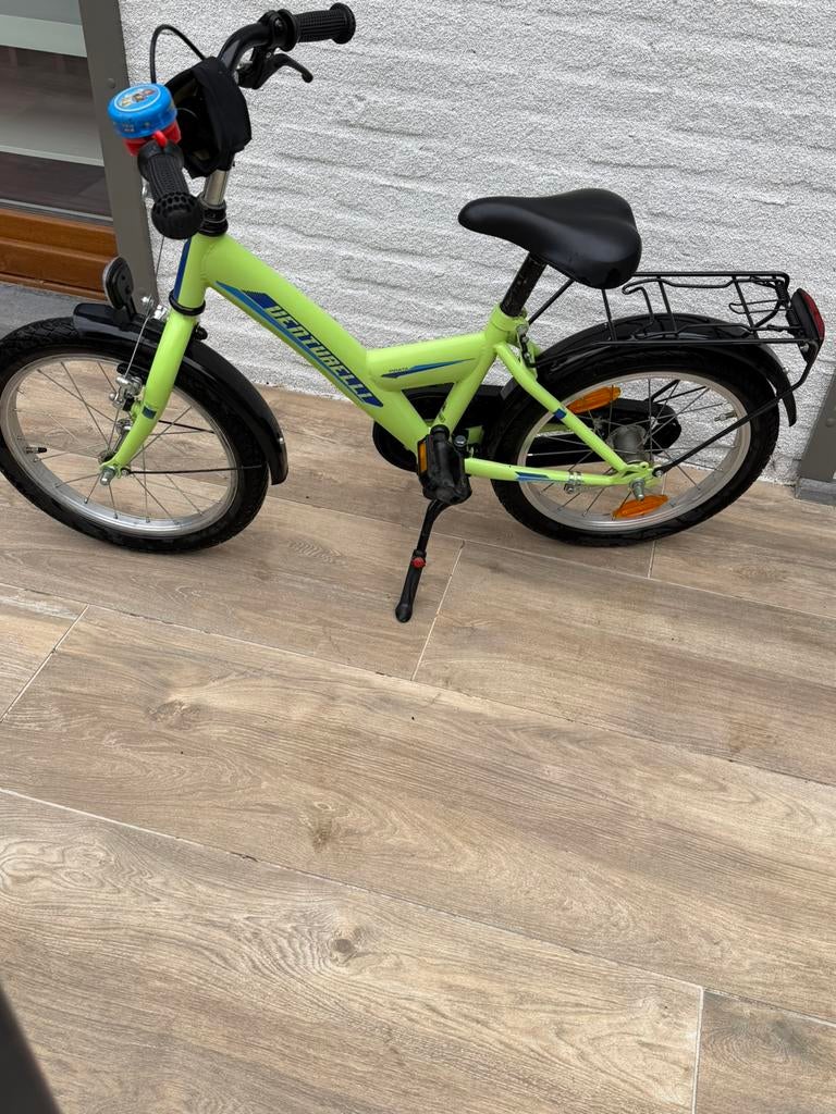 Kinderfiets 16inch venturelli, Ophalen, Zo goed als nieuw