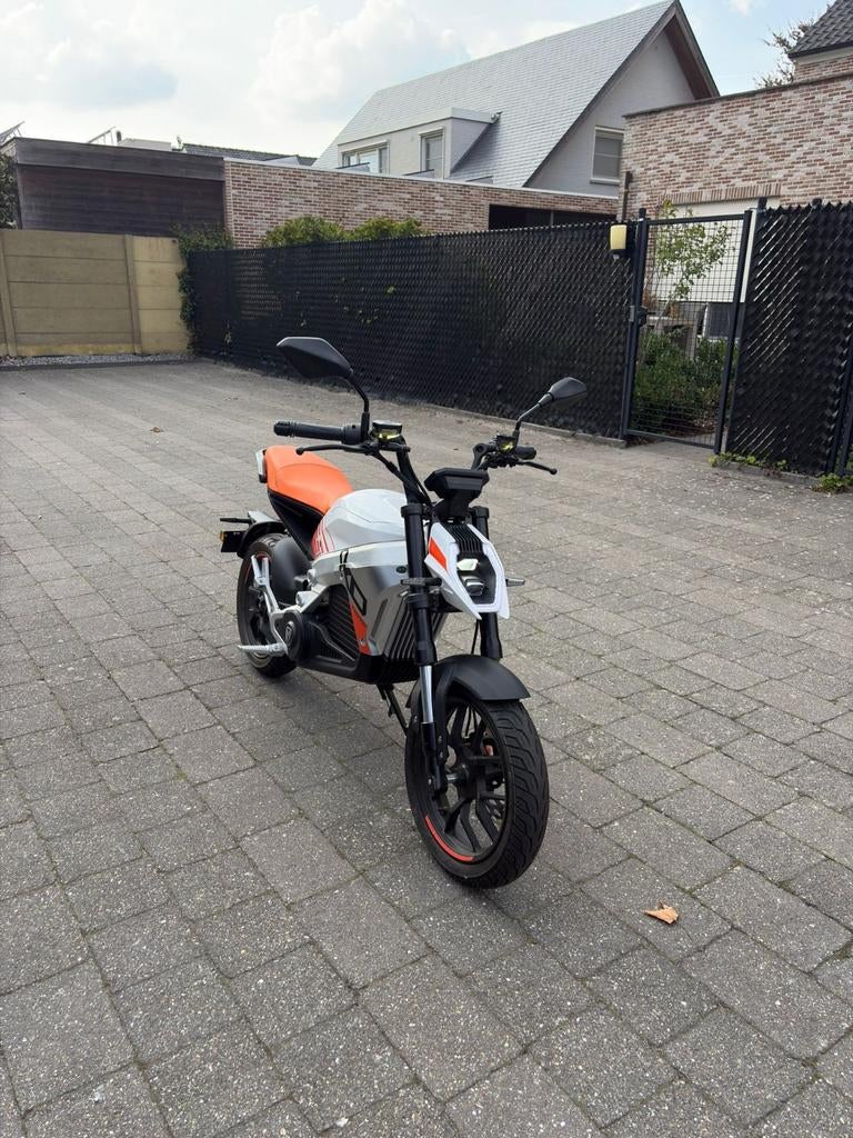 Tromox Ukko S | NIEUWSTAAT | Slechts 16km!, Motoren, Motoren | Overige merken, Particulier