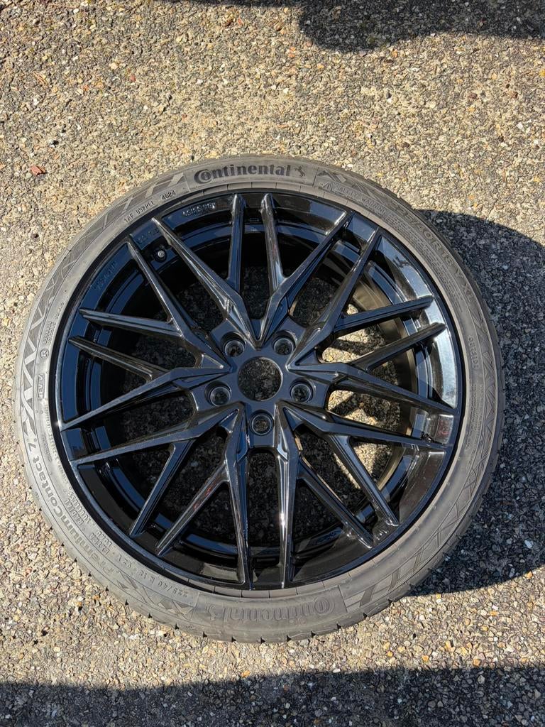 Jantes MSW 18’ Gloss Black + Conti ete 225/40 18, Auto-onderdelen, Banden en Velgen, Ophalen, Velg(en)