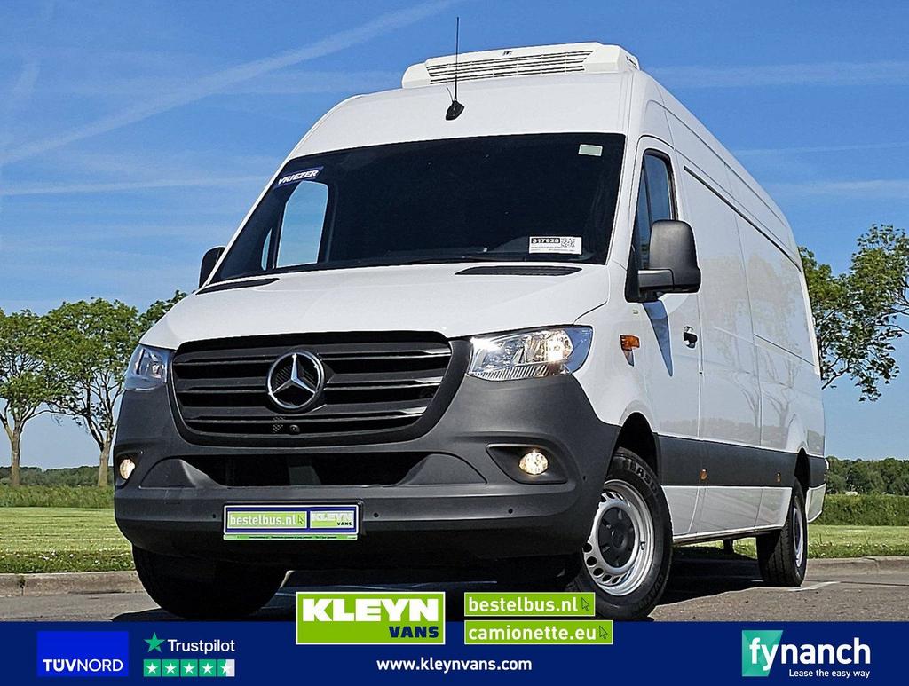 Mercedes-Benz SPRINTER 317 L3H2 Koeler Vriezer, Auto's, Bestelwagens en Lichte vracht, Wit, Mercedes-Benz, Bedrijf, Te koop