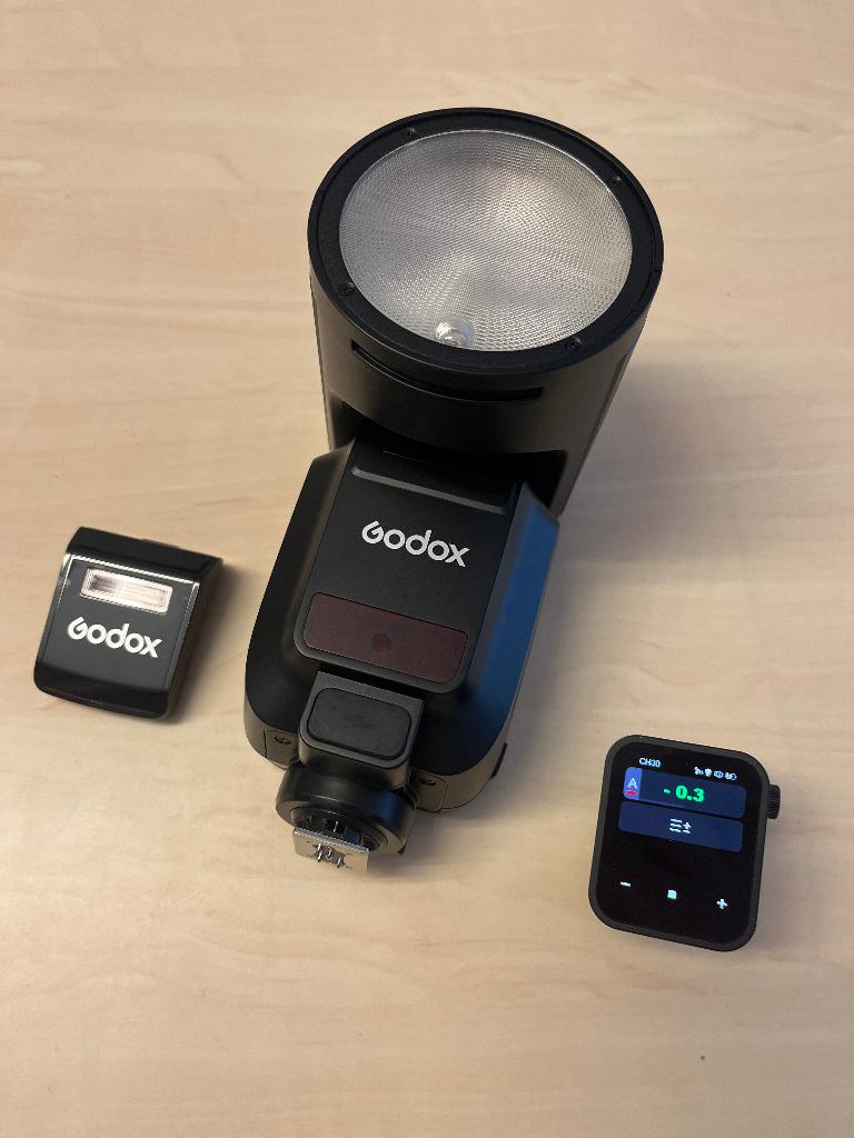 Speedlight Godox V100 + X3 (pour NIKON) TOUT NEUF, Enlèvement, Neuf, Nikon