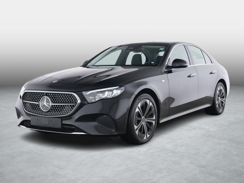 Mercedes-Benz E-klasse E 300 e Luxury Line, Auto's, Mercedes-Benz, Automaat, 4 deurs, Gebruikt, Zwart
