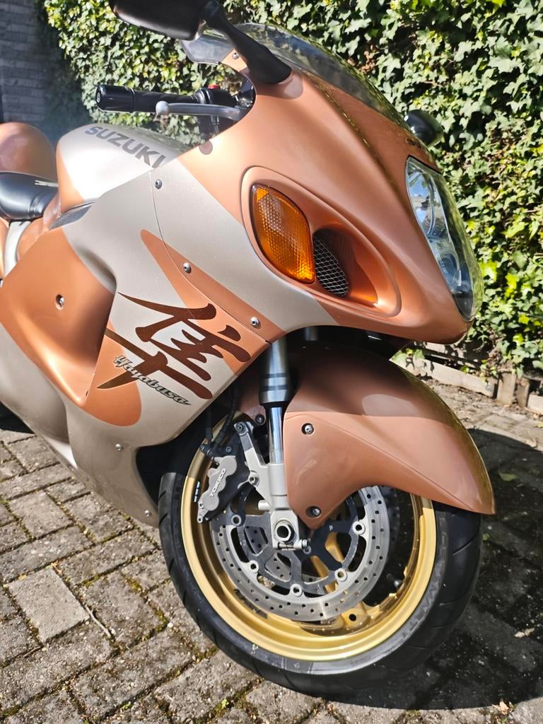 Gsx 1300 R Hayabusa, Ophalen