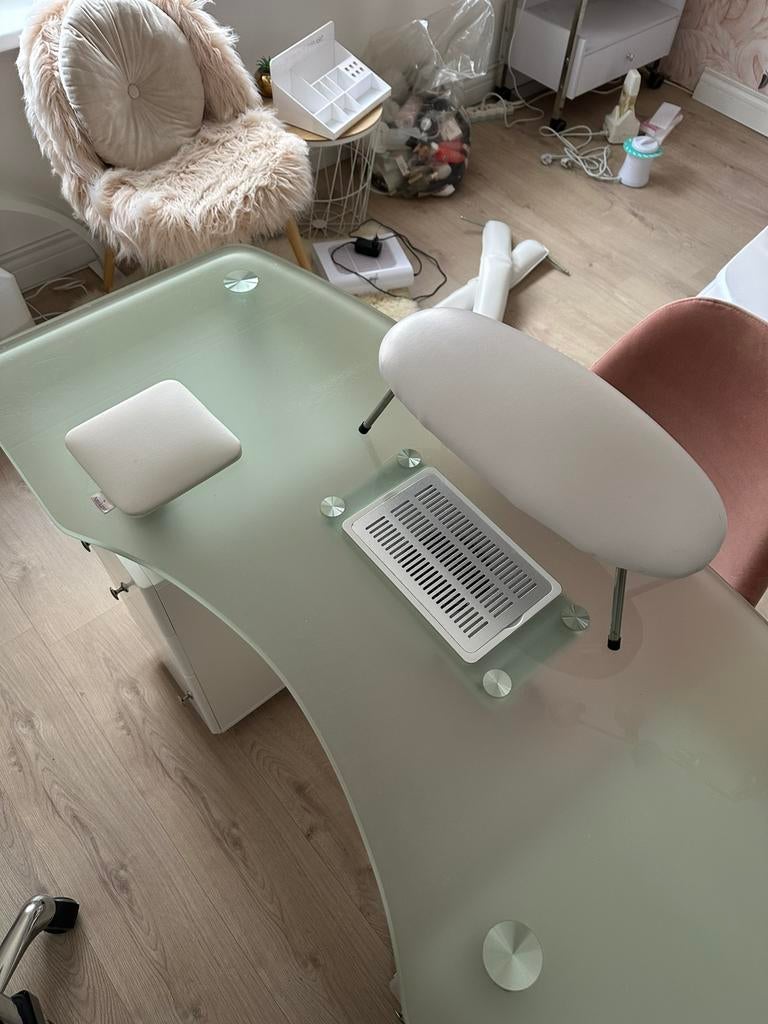 Armsteun elleboogsteun nagelstyliste, Diversen, Overige Diversen, Ophalen