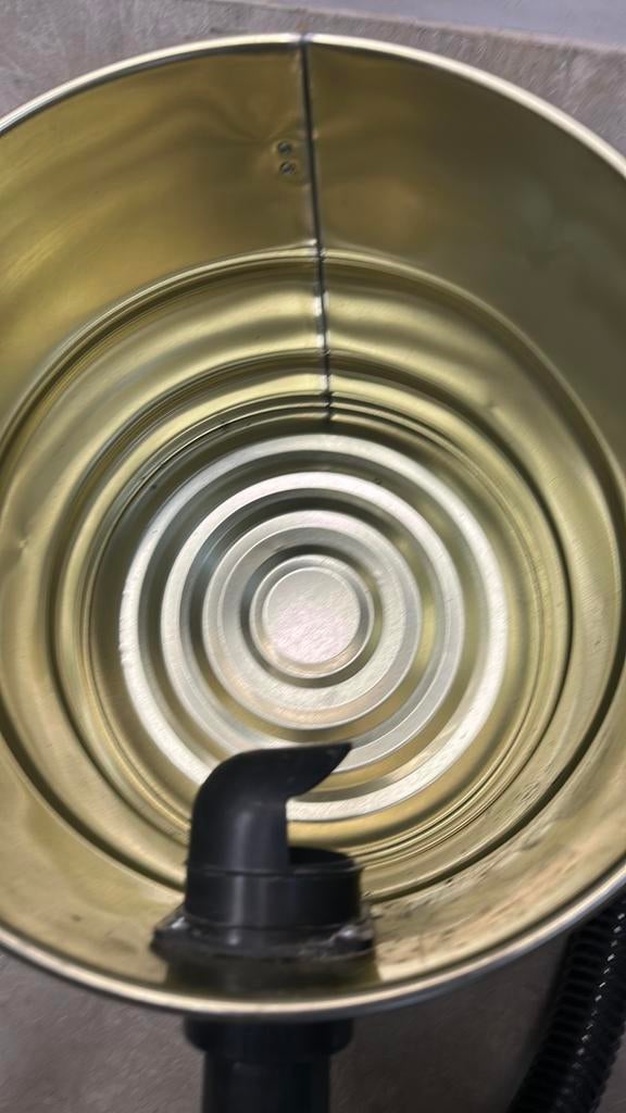 Kachel stofzuiger, Ophalen, Zo goed als nieuw, Stofzuiger