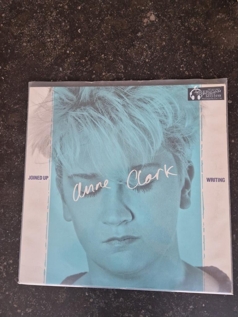 Anne Clark LP., Ophalen
