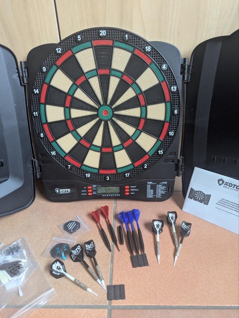 Elektronisch dartbord met pijlen., Sport en Fitness, Darts, Ophalen, Zo goed als nieuw, Dartbord met pijlen, Soft tip