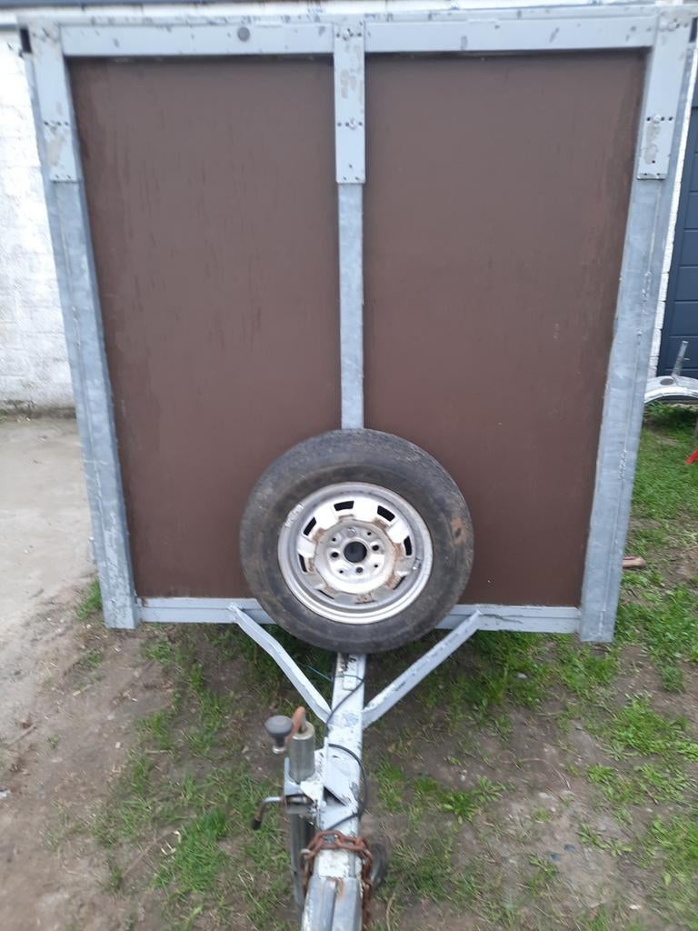 Remorque fermée, Enlèvement ou Envoi